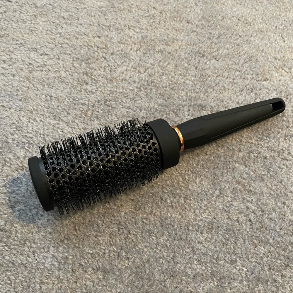 Varis Medium 43millimeters Ceramic Nylon Round Brush